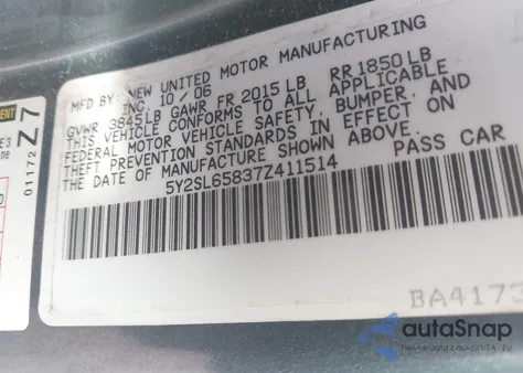 2007 Pontiac Vibe z USA, uszkodzony, nr VIN 5Y2SL65837Z411514